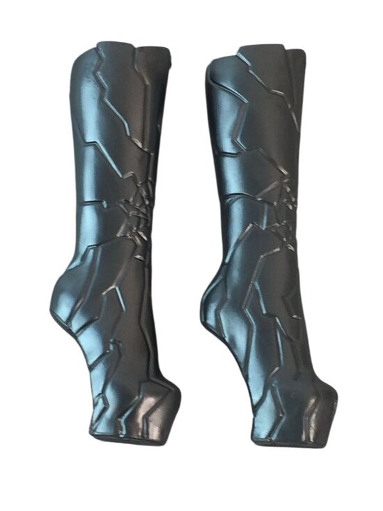 Monster High Catty Noir 13 Wishes Signature Silver Boots Shoes Replacement Parts - Picture 1 of 5